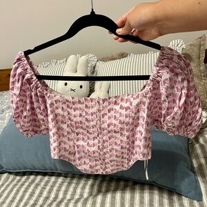 Women’s medium Pink Puff-Sleeve Crop Top